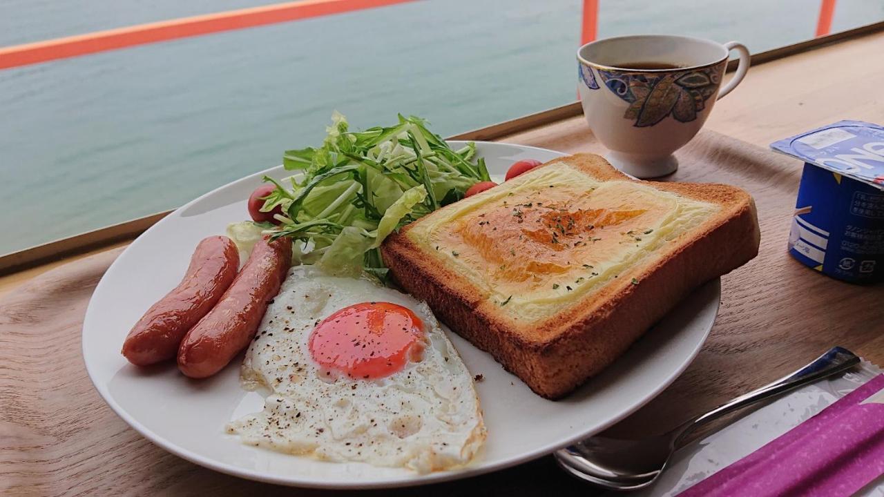 Sea Side Hostel Light House Onomichi Exterior photo